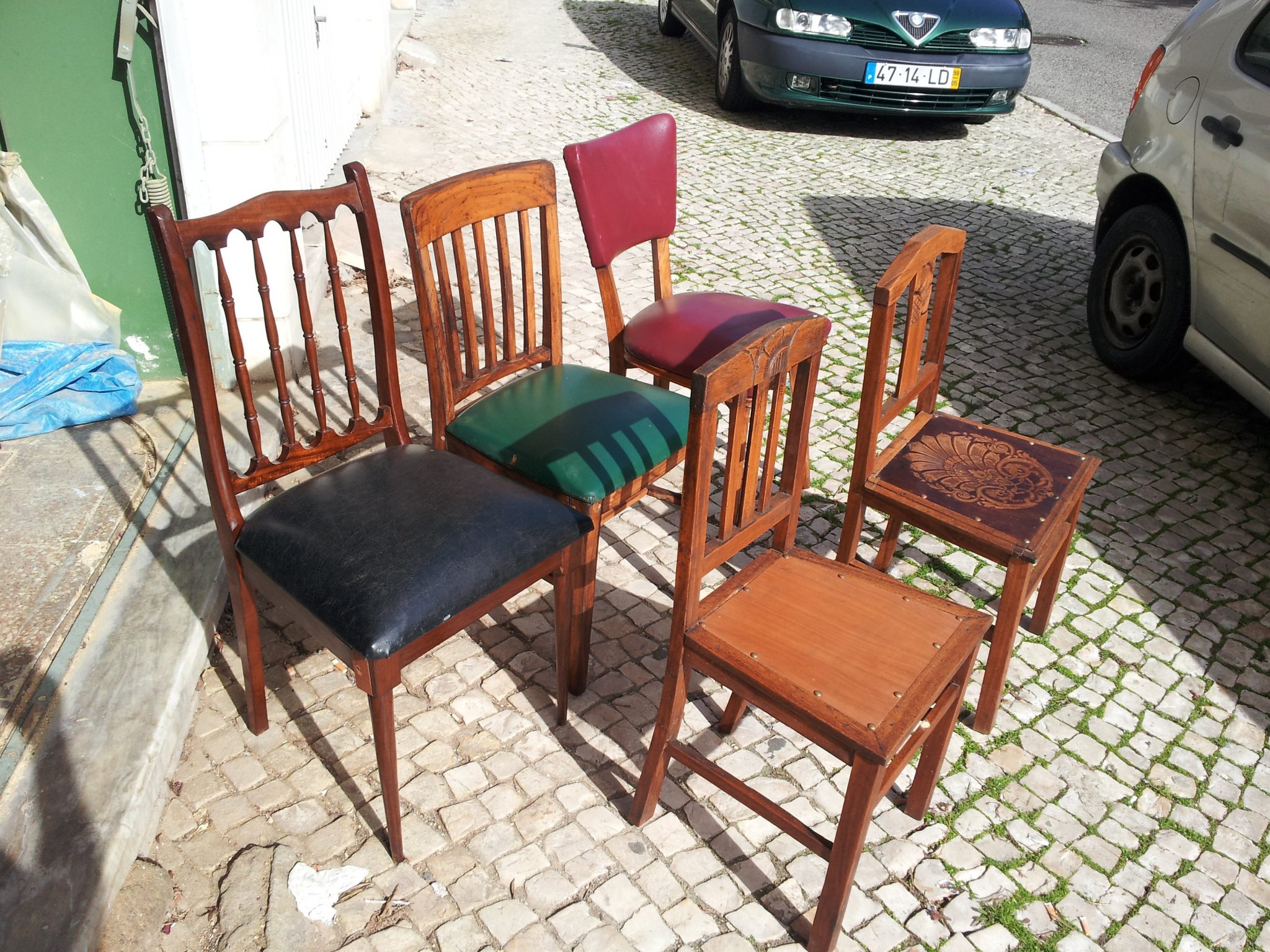 Restauro de um conjunto de cadeiras - Restauration de chaises