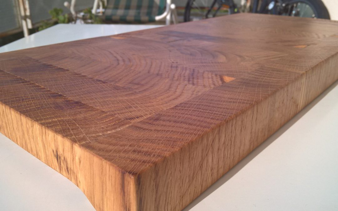 Table à découper en bois de bout